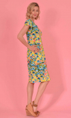 Robe Meringue imprimé Ronsard, encolure et petites manches festonnées, taille marquée. Couture