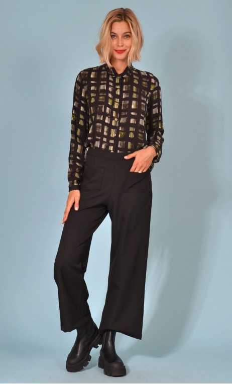 Shirt Elle lisait Sophocle  printed Berlin, long sleeves shirt with cuffs, fluid, mini rounded collar.
