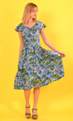 Dress La Fiancée du Sénateur in "next to Claude" print