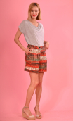 Short Gavroche imprimé Namibie, coton, large à revers, plis creux sous ceinture et poches obliques.