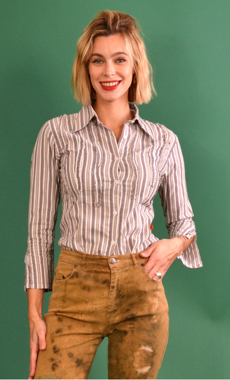 Chemise Rayures et froufrou. Pièce unique, slim, taille 36