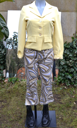 Woman short trousers printed Ruban beige. Size 38 & 40. Cotton stretch