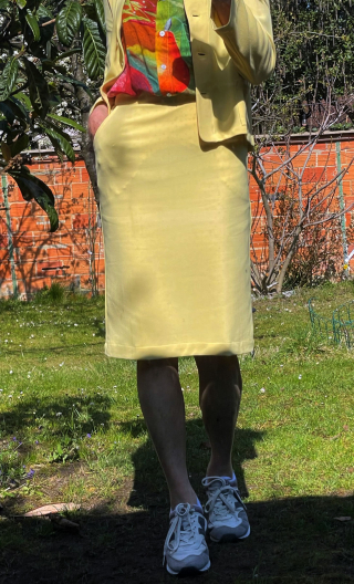 Jupe Crayon Pretty woman jaune, droite, poches, doublée, élégante