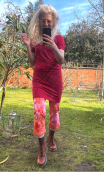 Robe Ménilmontant. Jersey rouge, courte, petites manches, ceinture