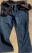 Pantacourt Rodeo. Denim used. Taille 40. 7/8ème, stretch, 5-poches