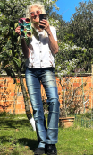 Pantalon denim. Sérigraphie or. Stretch. Taille 36. Sérigraphie or