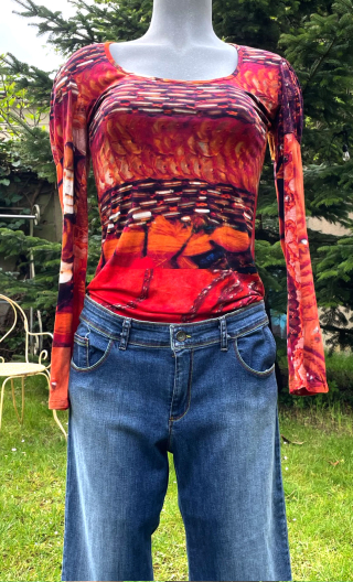 Top Le Sortilège. Alibaba. Printed viscose Jersey. Unique, size 2