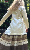 Longue veste Suddha. Satin blanc. Taille 36 et 38. Coton 