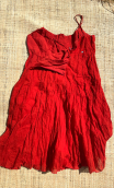 Robe L'Ombre du vent. Atlantide rouge. Tissu mémoire de forme