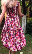 Robe Villa Borghese imprimé Toscane rouge. Taille 38, bretelles, ample