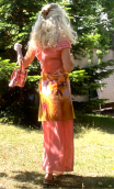 Robe longue La Bambouseraie. Voile saumon, coton rose transparent