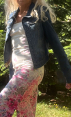 Blouson zippé. Denim. Taille 36. Ajusté et court
