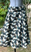 Jupe imprimé Camouflage. Taille 38, jupon plis
