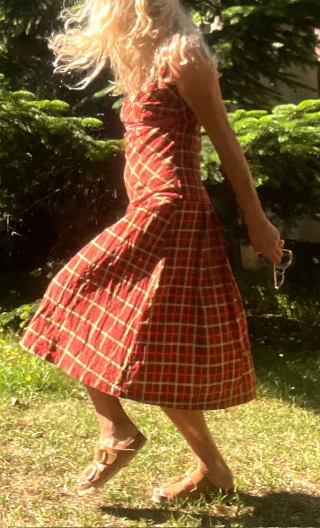 Robe Le Grand Rex. Carreaux. Taille 38. Imprimé tissu mémoire de forme