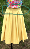 Jupe Lampions. Pretty woman. Taille 36. Polyester viscose stretch