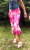Pantacourt Johnny. Voyage rose. Taille 38. Coton tie & dye rose
