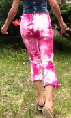 Pantacourt Johnny. Voyage rose. Taille 38. Coton tie & dye rose