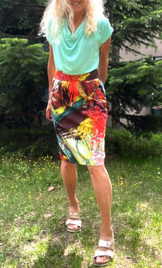 Jupe Crayon imprimée Barcelona. Coton stretch. Taille 38