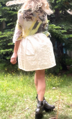 Robe 1ère Surprise Party. Jacquard ivoire. Bretelles, jupon froncé. Taille 36