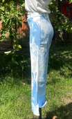 Pantacourt Vintage ciel. Taille 36. Coton stretch imprimé ciel blanc