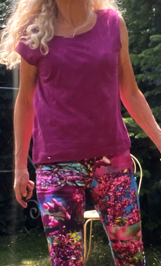 Top Arp Pastilles fuchsia. Jersey jacquard coton. Sans manche, loose