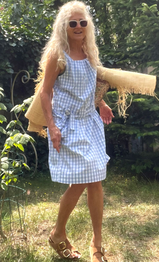 Robe Jersey Vichy ciel. Blousante, ceinture, sans manche
