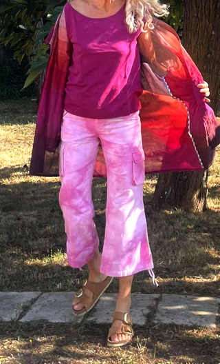 Baggy court Trinidad, Tie and dye rose V. Coton. Taille 36
