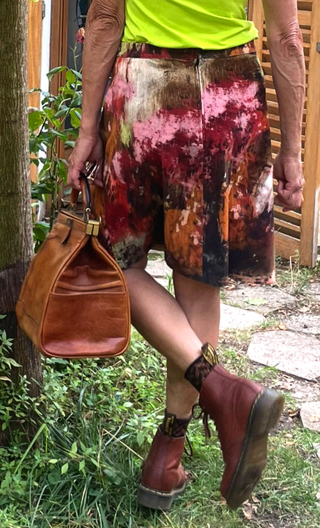 Jupe Automne. Velours. Taille 40. Imprimé orange vert marron