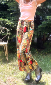 Pantalon Croisière. Velours persan, large, 7/8ème. Imprimé, taille 40