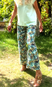Pantalon Croisière en iimprimé fleurs Picpus, large et 7/8ème