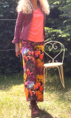 Pantalon Croisière. Giverny. Taille 40, large, 7/8ème. Imprimé fleurs 