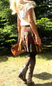 Jupe courte évasée Mercerie. Taille 40
