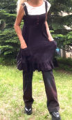  Robe chasuble. Tweed prune. Laine, bretelles, jupon froncé, taille M
