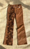 Pantalon Saxo. Collège camel, imprimé. Velours milleraies stretch. 36