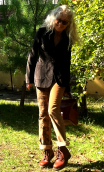 Pantalon Saxo. Collège camel, imprimé. Velours milleraies stretch. 36
