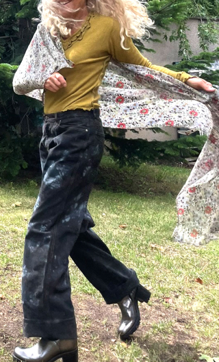 Etole. Chiffon de fleurs. Foulard imprimé en soie, chèche élégant