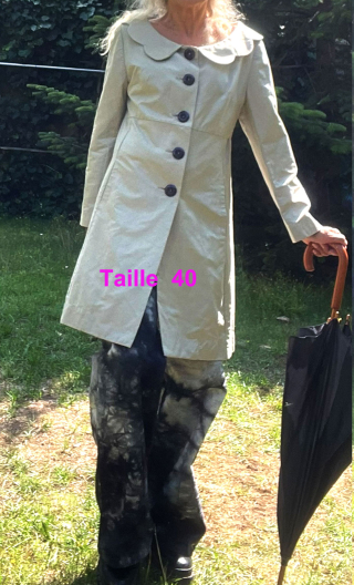 Trench Nouvelle vague. Froggies. Mastic. Manteau imperméable taille 40