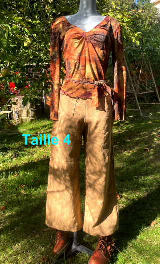 Top Djoja. Résille. Taille 4. Imprimé ethnique marron, décolleté V