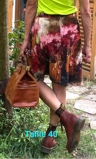 Jupe Automne. Velours. Taille 40. Imprimé orange vert marron
