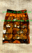 Jupe Victoria. Alibaba. Crayon, velours imprimé marron ocre, taille 38