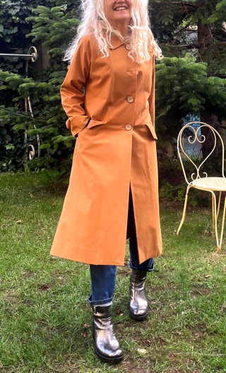 Manteau demi-saison camel. Taille 40. Doublé, long