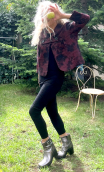 Veste Audrey Jacquard laine Bordeaux. Taille 42. Courte. Fleurs noires