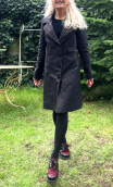 Manteau. Taffetas choco rayé. Doublé, élégant