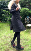 Manteau. Taffetas choco rayé. Doublé, élégant