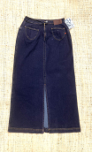 Jupe Broadway. Pommier japonais Dusty. Denim surteint marron. Longue