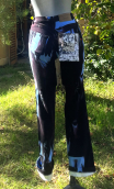 Pantalon Saxo imprimé Flammes bleu. Velours lisse, Petit 36, taille 34