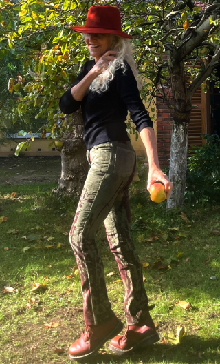 Pantalon Joe imprimé The Wall Vert brun. Velours côtelé, taille 36