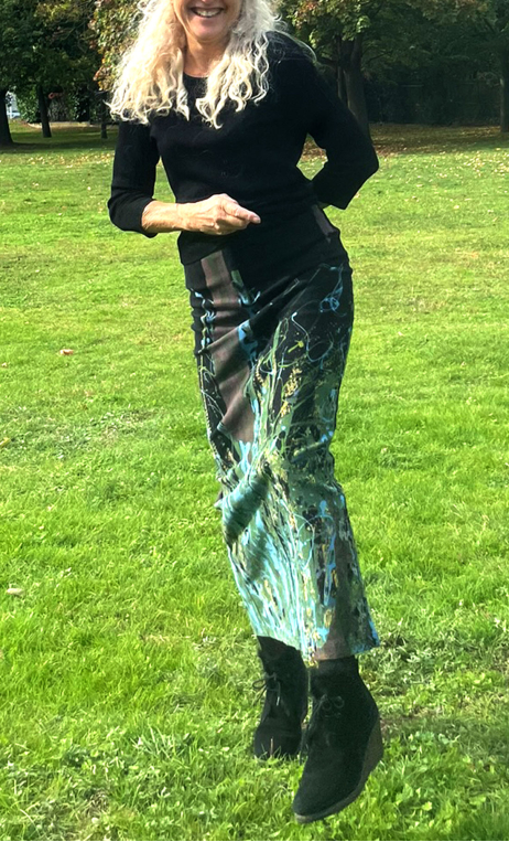 Jupe The Wall. Velours noir. Taille 34. stretch Jupe The Wall. Velours noir. Taille 34. stretch