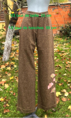 Pantalon Garbo. Lainage carreaux brodé. Revers, fabrication française