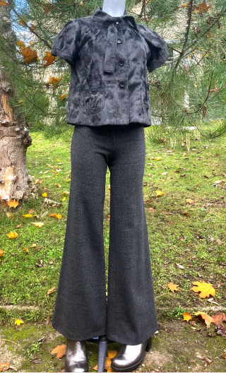 Veste Colette. Poulain gris. Fausse fourrure, manches courtes, rétro